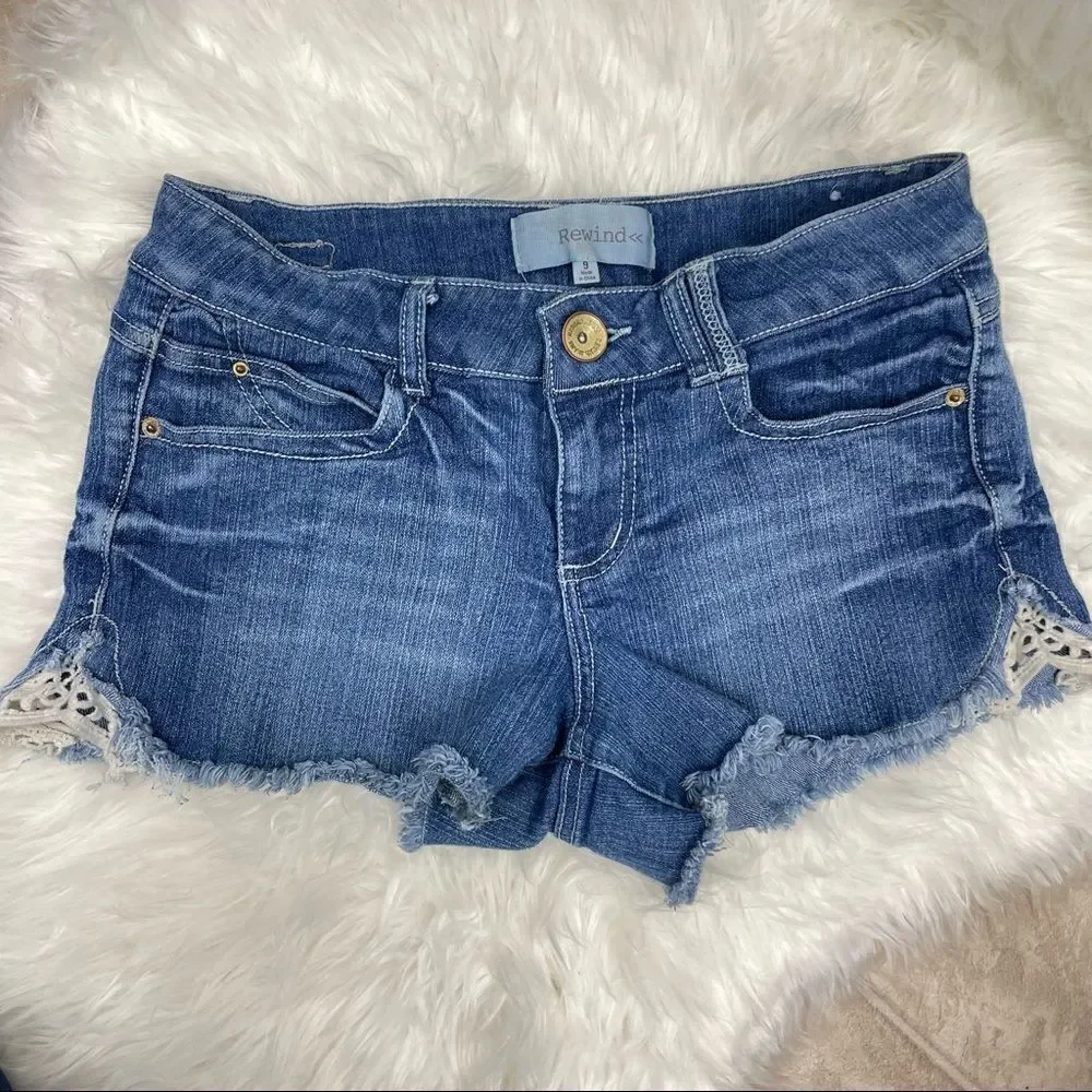Rewind cut-off embroidered trim shorts denim daisy dukes, detail size 9